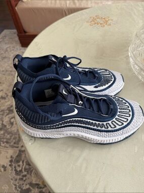 Nike  Navy and White Knit Athletic Sneakers